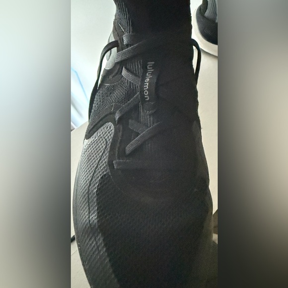 Lululemon Women’s Chargeful 2 Mid Workout Athletic Sneakers - Picture 14 of 16